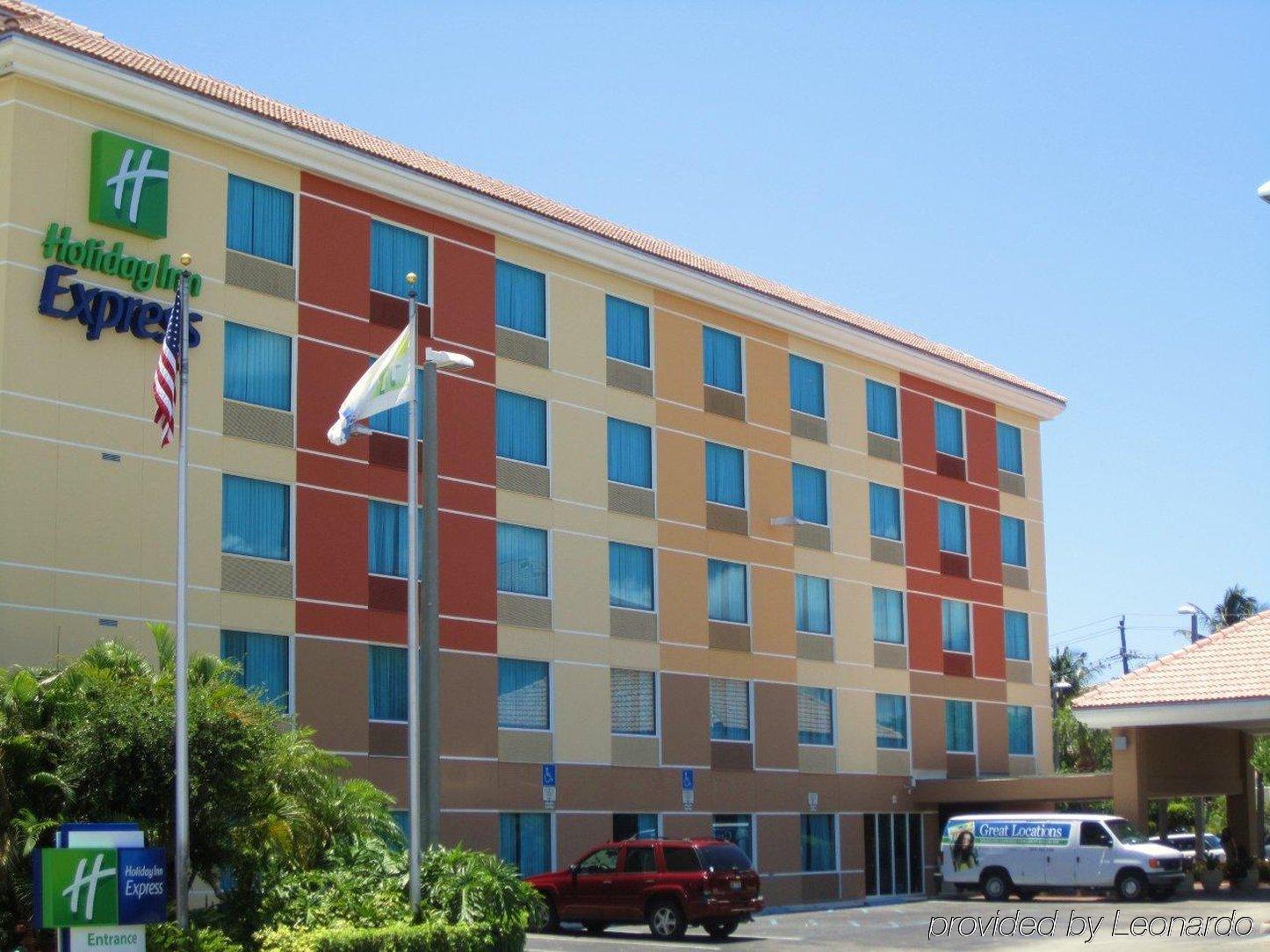 Holiday Inn Express Ft Lauderdale Cruise-Airport By Ihg Форт-Лодердейл Экстерьер фото