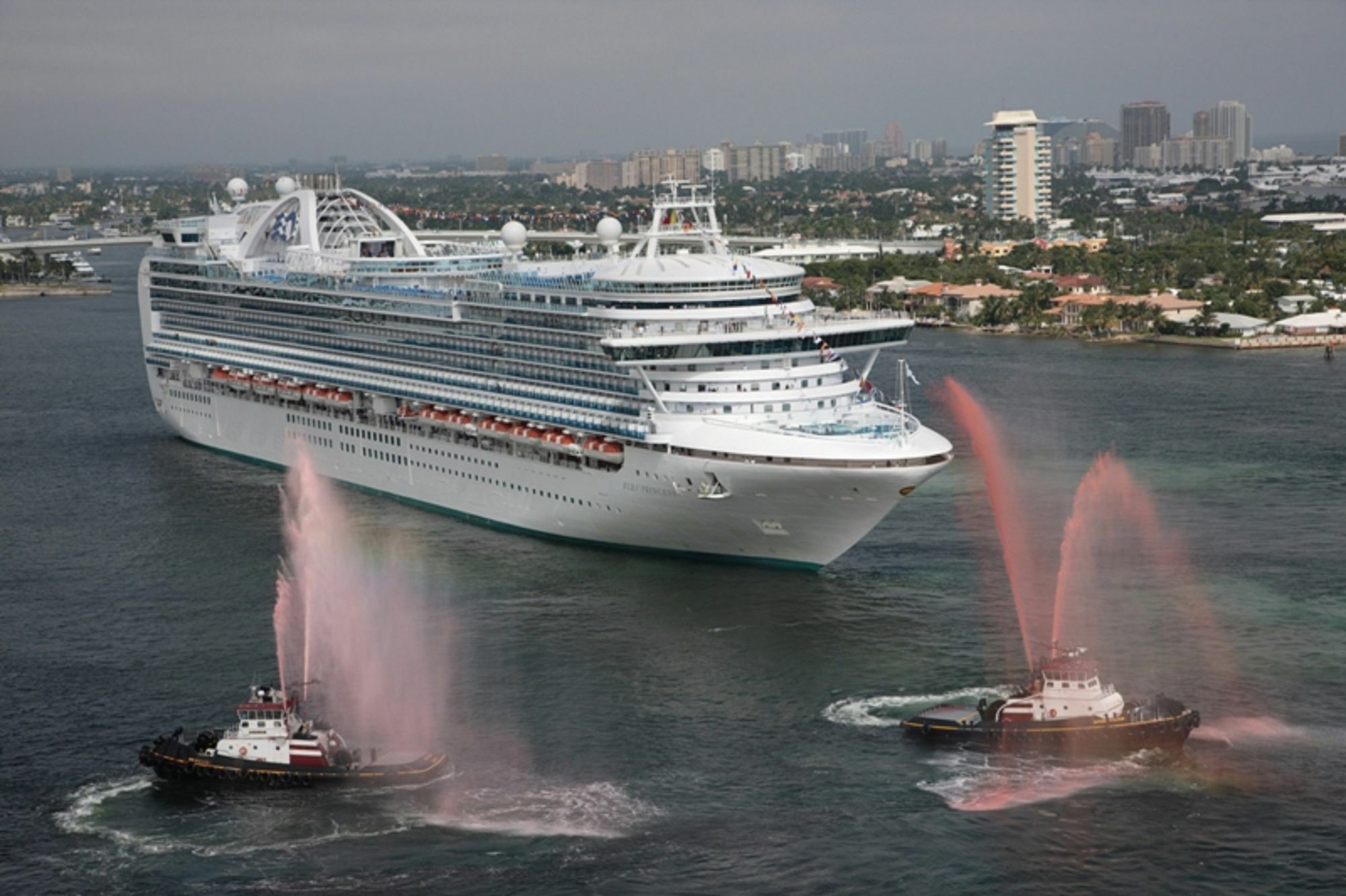 Holiday Inn Express Ft Lauderdale Cruise-Airport By Ihg Форт-Лодердейл Экстерьер фото