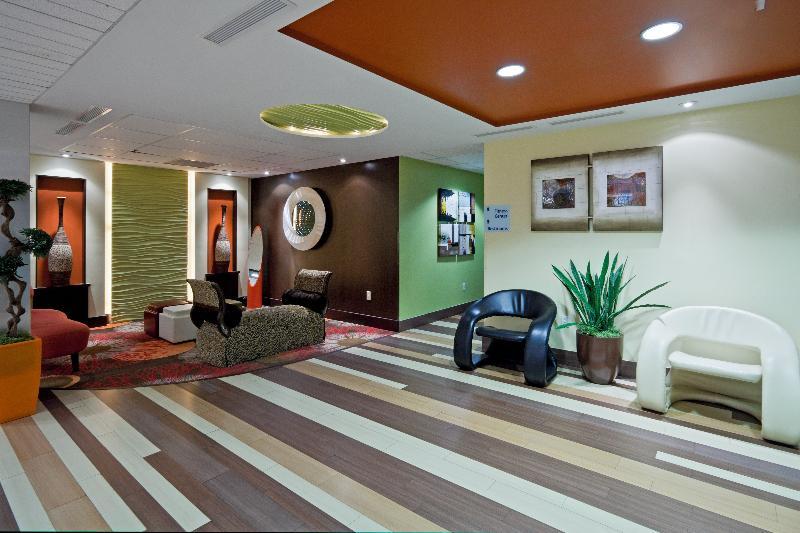 Holiday Inn Express Ft Lauderdale Cruise-Airport By Ihg Форт-Лодердейл Экстерьер фото